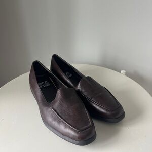 Mootsies Tootsies Brown Leather Women's Flats Loafer Slip On Pointed Toe 7.5M
